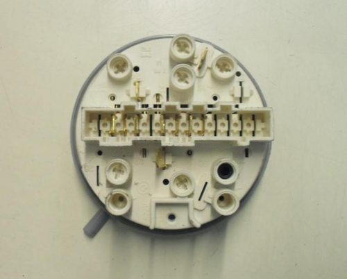 PRESSOSTATO COD. 91201288   CODICE ALTERNATIVO: 792410   PER LAVATRICE ARISTON ALS89XS, IBERNA ILF 658 AT, ILF 4571 T, hoover h 60 at-30