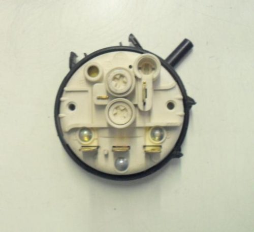 PRESSOSTATO COD. 9120459   PER LAVATRICE CANDY C30 JOLLY