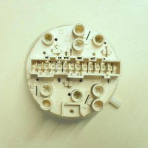 PRESSOSTATO COD. 124390531   CODICE ALTERNATIVO: 793896 100   PER LAVATRICE REX RLJ854CxV