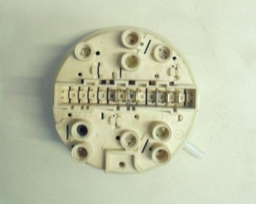 PRESSOSTATO COD. 124683970   PER LAVATRICE ZANUSSI FL 552, REX LC63, RL53XS, RL50X, LC 42, RL6XS, RL4, AEG LAVAMAT 504