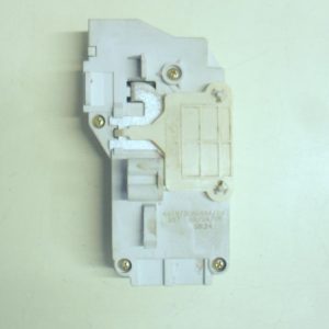 1371 -- 000 (1424) Bloccaporta lavatrice Ignis LT50/1 cod 461973080484/09