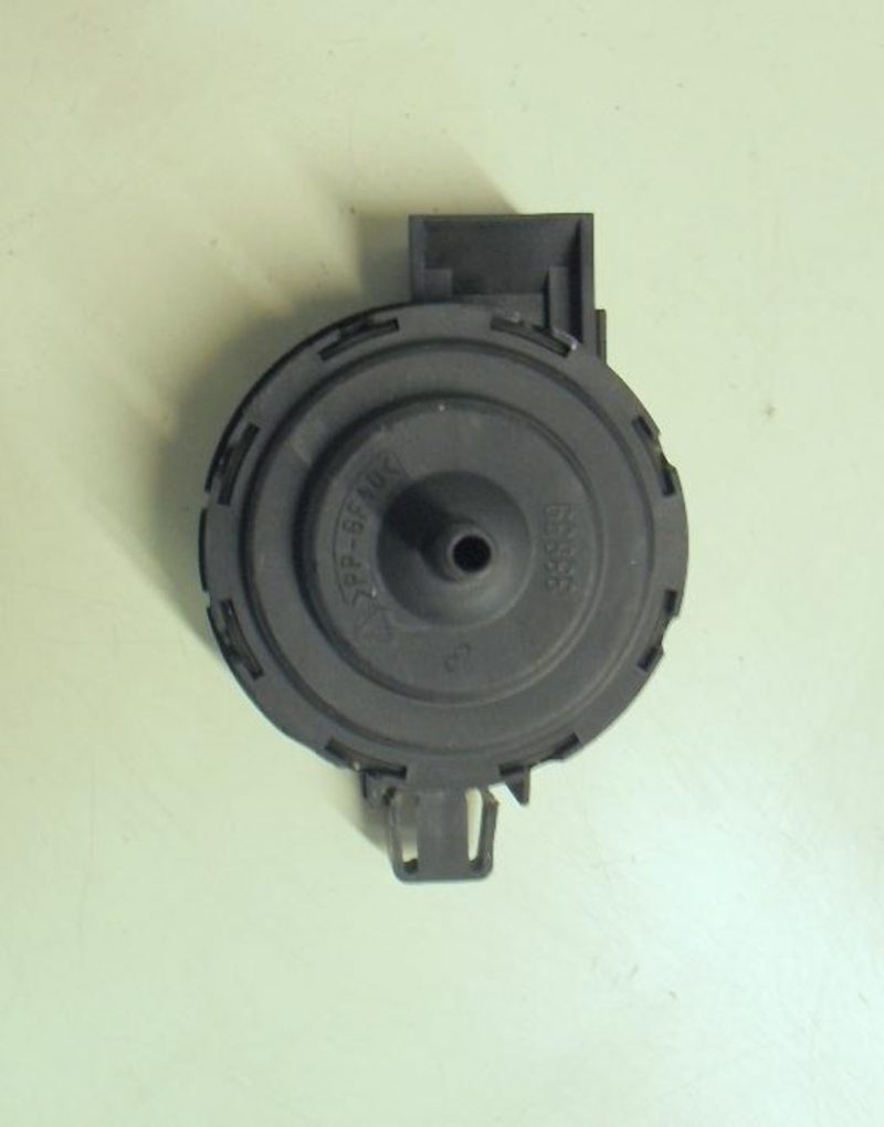 1376 -- 000 (1419) PRESSOSTATO COD. 132090302 CODICE ALTERNATIVO: 764007 PER LAVATRICE ZOPPAS PLA1400EMD, Electrolux EW 1224I, AEG L12710