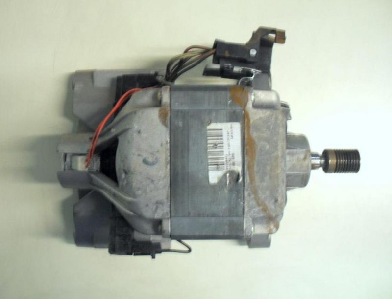 Motore lavatrice Electrolux EWT 1277 cod MCA 52/64 - 148/ZN4
