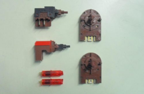 1459 -- 000 (1536) Selettori lavatrice Indesit W 68 X cod