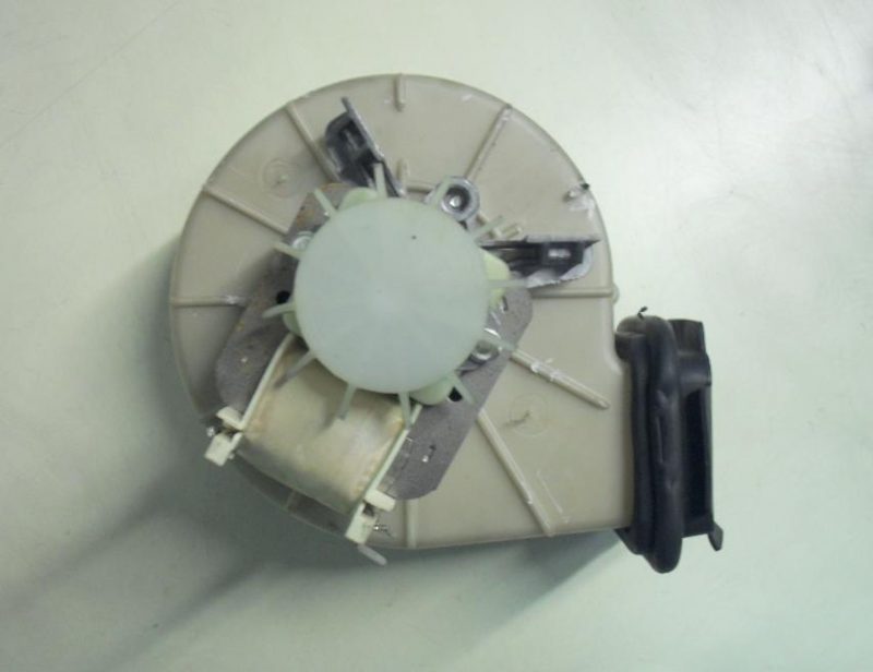 1529 -- 000 (1566) SOFFIANTE COD. 9616/70641 PER LAVATRICE CANDY CLD135