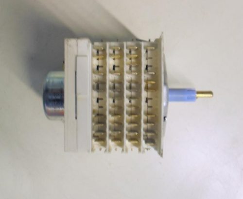 Timer lavatrice Ignis AWM450/M cod 461973080252