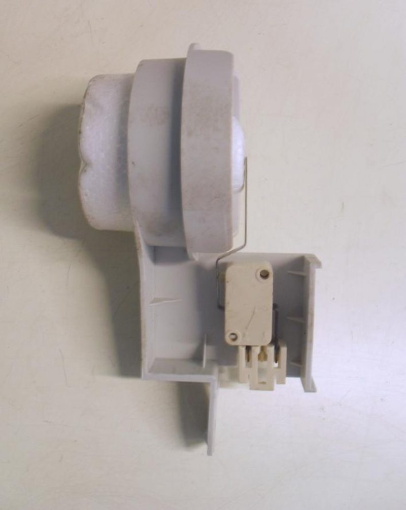 1574 -- 000 (1620) SWITCH PER LAVASTOVIGLIE ARISTON LFT 288A/HA