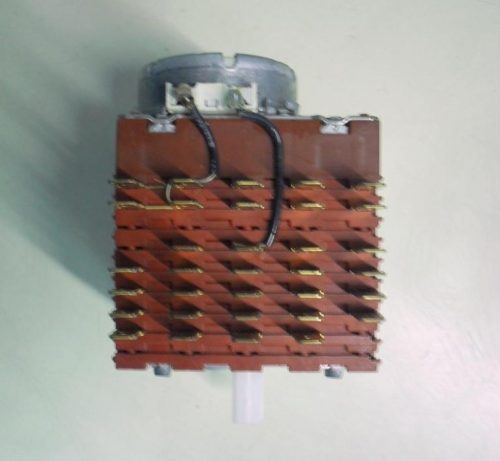 1632 -- 000 (1666) Timer lavatrice Ariston AB64X cod 160010354.04