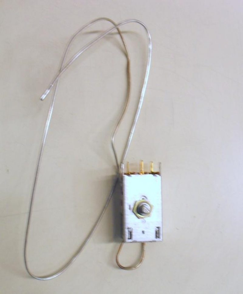 1746 -- 000 (1758) TERMOSTATO COD. K59 L2157 PER FRIGORIFERO ZOPPAS PD 28