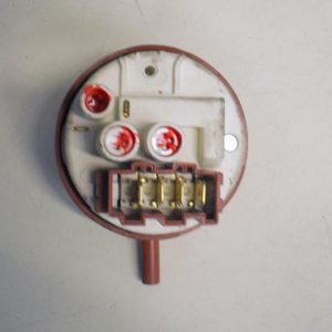 PRESSOSTATO COD. 160021077.01   CODICE ALTERNATIVO: 505GJ201   PER LAVATRICE INDESIT WIDL126EX. ARISTON AML129, AVSL129