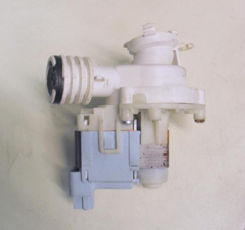 Pompa scarico lavastoviglie Ariston L 73 X DUO cod 21013027900