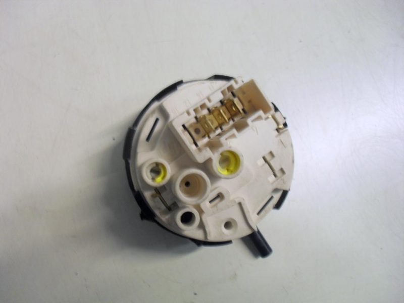 Pressostato lavastoviglie Smeg ST123 cod 16060006904