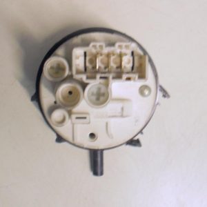 PRESSOSTATO COD.356232500   CODICE ALTERNATIVO: 276570   PER LAVATRICE ZOPPAS L8, P 850, P65