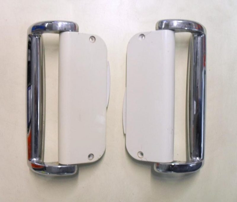 MANIGLIE PER FRIGORIFERO KELVINATOR K241 E