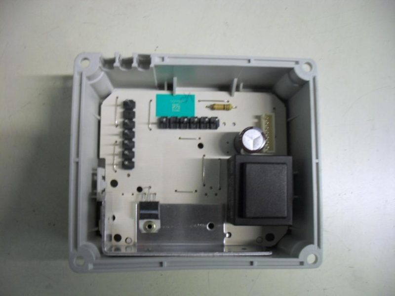 2017 -- 000 (2085) SCHEDA COD. 5700008825 PER FRIGORIFERO Neff GmbH FD8405