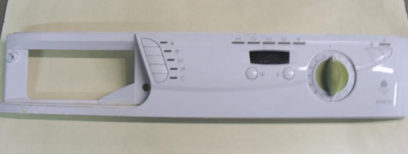 FRONTALE PER LAVATRICE ARISTON AVXXFL29   COMPLETO DI SCHEDA COMANDI COD. 30410332 CODICE ALTERNATIVO: 029557