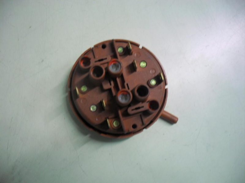 PRESSOSTATO COD. 4.95795.00   PER LAVATRICE SILTAL SLS 85Z