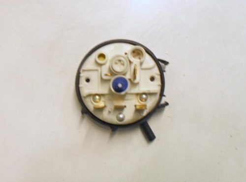 PRESSOSTATO COD. 9048634   PER LAVATRICE ZEROWATT CX 647, MILADY LX 695