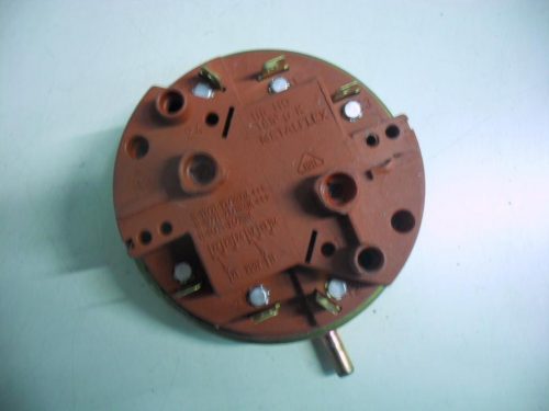 2191 -- 000 (2203) PRESSOSTATO COD. 24.01.2000 PER LAVATRICE SANCY SLS 40 ZT