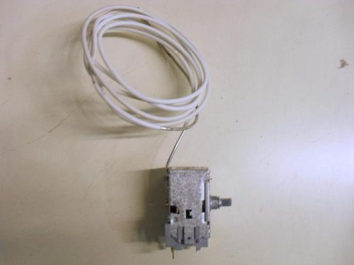 TERMOSTATO COD. A130471B414   PER FRIGORIFERO KELVINATOR KAV 340 Y