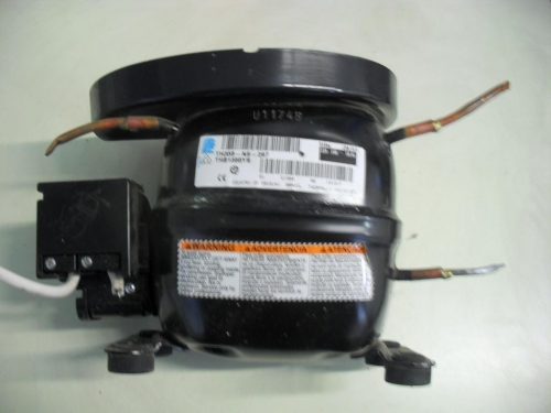 Compressore frigorifero Indesit R 23 cod 131317