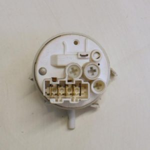 PRESSOSTATO COD. 160015916.00   CODICE ALTERNATIVO: 7650027   PER LAVATRICE INDESIT WD125T