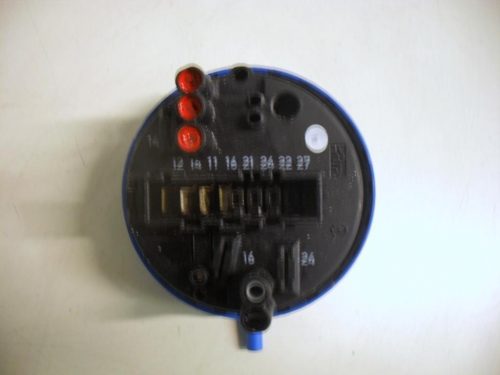 PRESSOSTATO COD. 461971025252   PER LAVATRICE IGNIS AWP 016, awp 019