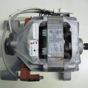 Motore lavatrice Indesit WIAV 60 cod 16001965400