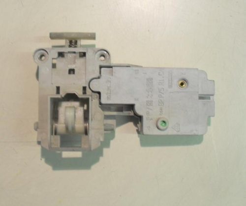 Bloccaporta lavatrice Siemens SIWAMAT XT 850 cod 5550000083