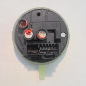 PRESSOSTATO COD. 160022333.00   CODICE ALTERNATIVO: 505KC1 01   PER LAVATRICE INDESIT WITL106, WITL 86