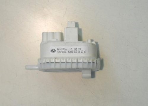2358 -- 000 (2418) PRESSOSTATO COD. 55000000023765 CODICE ALTERNATIVO: B1-277 PER LAVATRICE BOSCH FD 8607, FD 8610, SIEMENS FD 8607