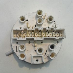 PRESSOSTATO COD. 792384 CODICE ALTERNATIVO: 91200676   PER LAVATRICE ZEROWATT LADYSTEEL 9 SS, CM768SS