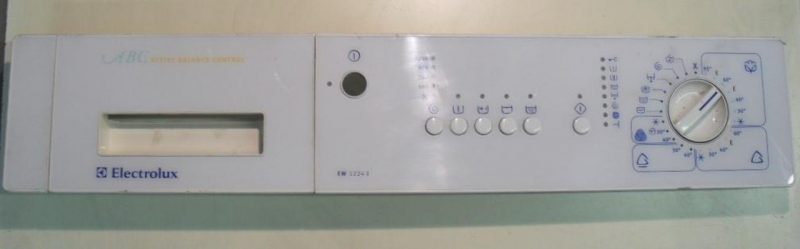 FRONTALE PER LAVATRICE Electrolux EW 1224I COMPLETO DI SCHEDA COMANDI COD. 451503170