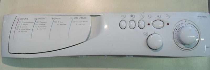 FRONTALE PER LAVATRICE INDESIT AB 66 COMPLETO DI TIMER COD. 160013786.00 E DI SELETTORI