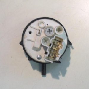 PRESSOSTATO COD. 276574   PER LAVATRICE IGNIS LOP80, LOP60