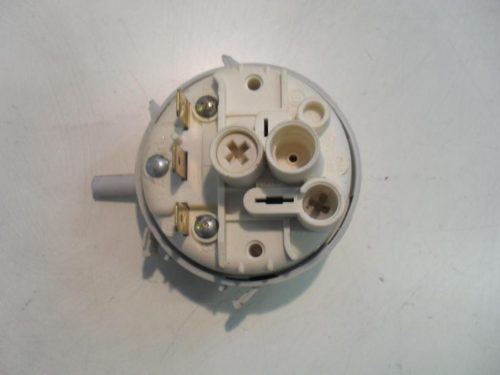2659 -- 000 (2721) PRESSOSTATO COD. 761483 CODICE ALTERNATIVO: 146227101 PER LAVATRICE REX RT 53
