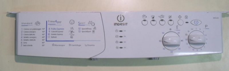 FRONTALE PER LAVATRICE INDESIT WISL 66 COMPLETO DI SCHEDA COMANDI COD. 21016022001 CODICE ALTERNATIVO: 30410737