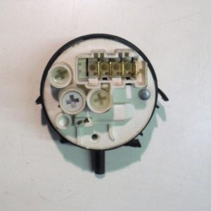 PRESSOSTATO COD. 160020268.00   CODICE ALTERNATIVO: 7650072   PER LAVATRICE INDESIT WIXXL126, WIXXL 106, ariston avxxl105