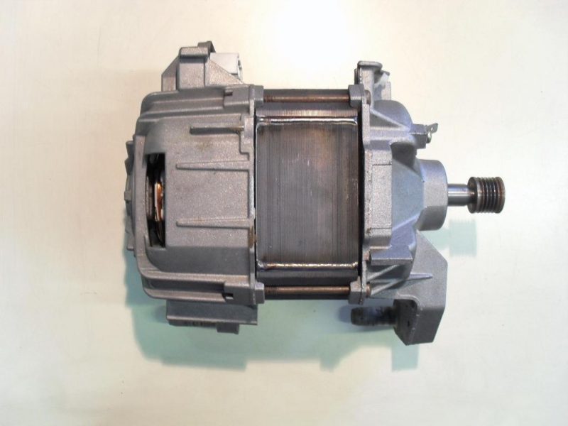 Motore lavatrice Bosch WOL 1250II/08 cod 151.60002.33