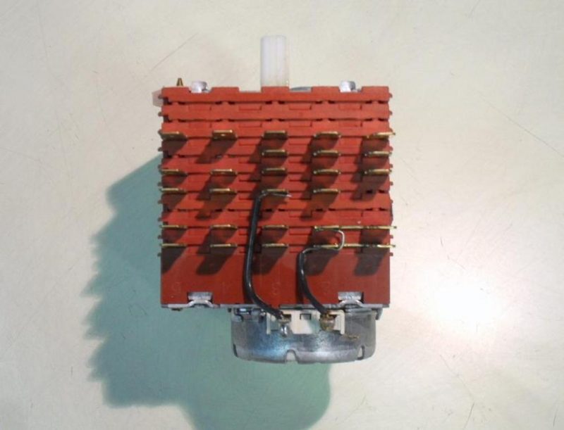 Timer lavatrice Indesit WG452PI