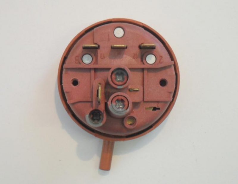 2943 -- 000 (3008) PRESSOSTATO COD. 280561100 CODICE ALTERNATIVO: 505BA501 PER LAVATRICE BEKO WML 156066 JTL