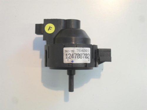 PRESSOSTATO COD. 124708702   CODICE ALTERNATIVO: 764001   PER LAVATRICE REX RL12X