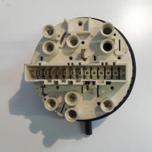 2974 -- 000 (3039) PRESSOSTATO COD. 3065072AA2 CODICE ALTERNATIVO: 792858 PER LAVATRICE BOSCH FD 7604, WFF1780II/12, wff1110ii