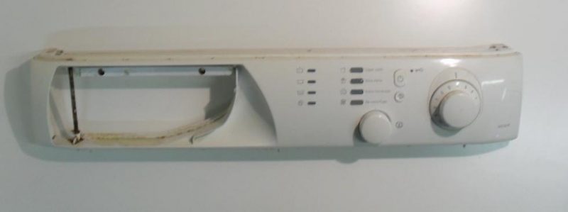 FRONTALE PER LAVATRICE ARISTON AVL86P COMPLETO DI SCHEDA COMANDI COD. 21500750702 PIU SELETTORI