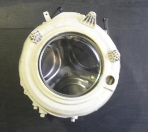 GRUPPO VASCA COMPLETO PER LAVATRICE INDESIT WIL 12  5 Kg   1200 giri