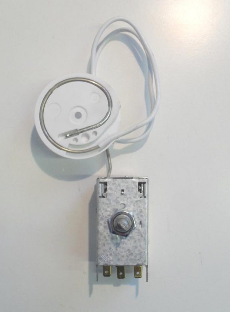 TERMOSTATO PER FRIGORIFERO LIEBHERR CUPESF 2901