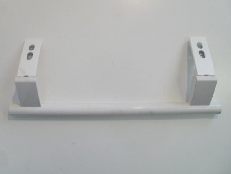 MANIGLIA PER FRIGORIFERO LIEBHERR CP 3523, C 4023