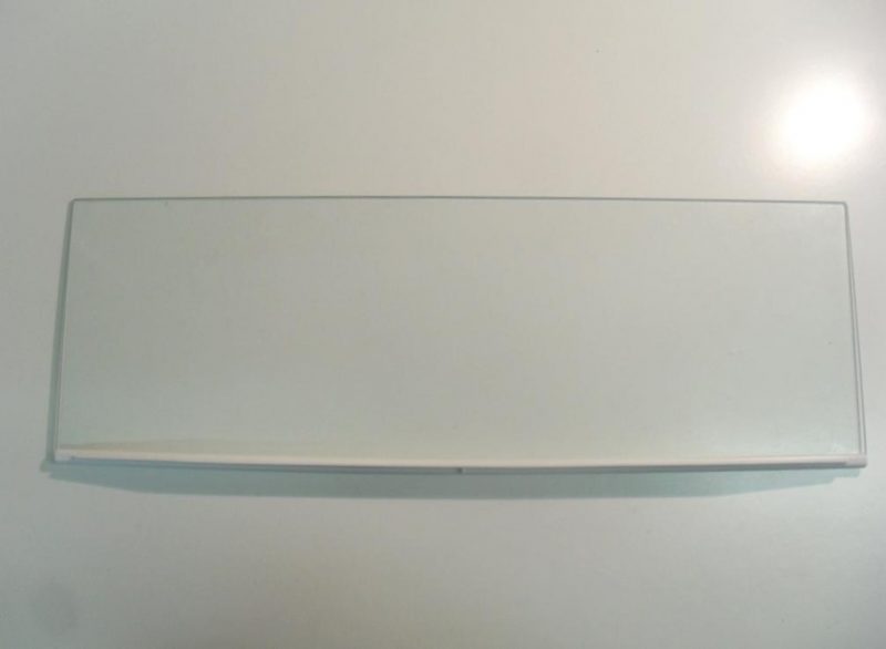 RIPIANO IN VETRO 17,5 X 51,3   PER FRIGORIFERO LIEBHERR C 4023