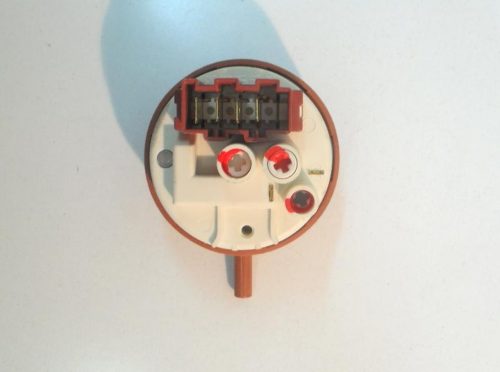 3279 -- 000 (3345) PRESSOSTATO COD. 160022665.00 CODICE ALTERNATIVO: 505GU201 PER LAVATRICE ARISTON HOTPOINT ARMXXF149