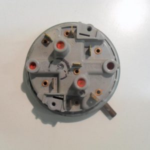 PRESSOSTATO COD. 9120093-1   PER LAVATRICE CANDY SELECTA 40